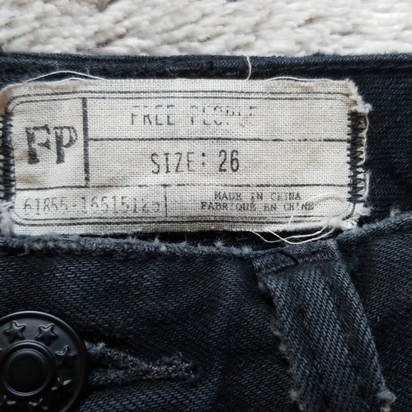 Free People Patched & Relaxed skinny jeans - Picture 2 of 8